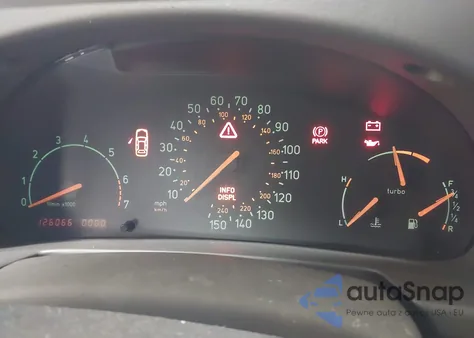 2000 Saab 9-3 z USA, uszkodzony, nr VIN YS3DD55H1Y2042493